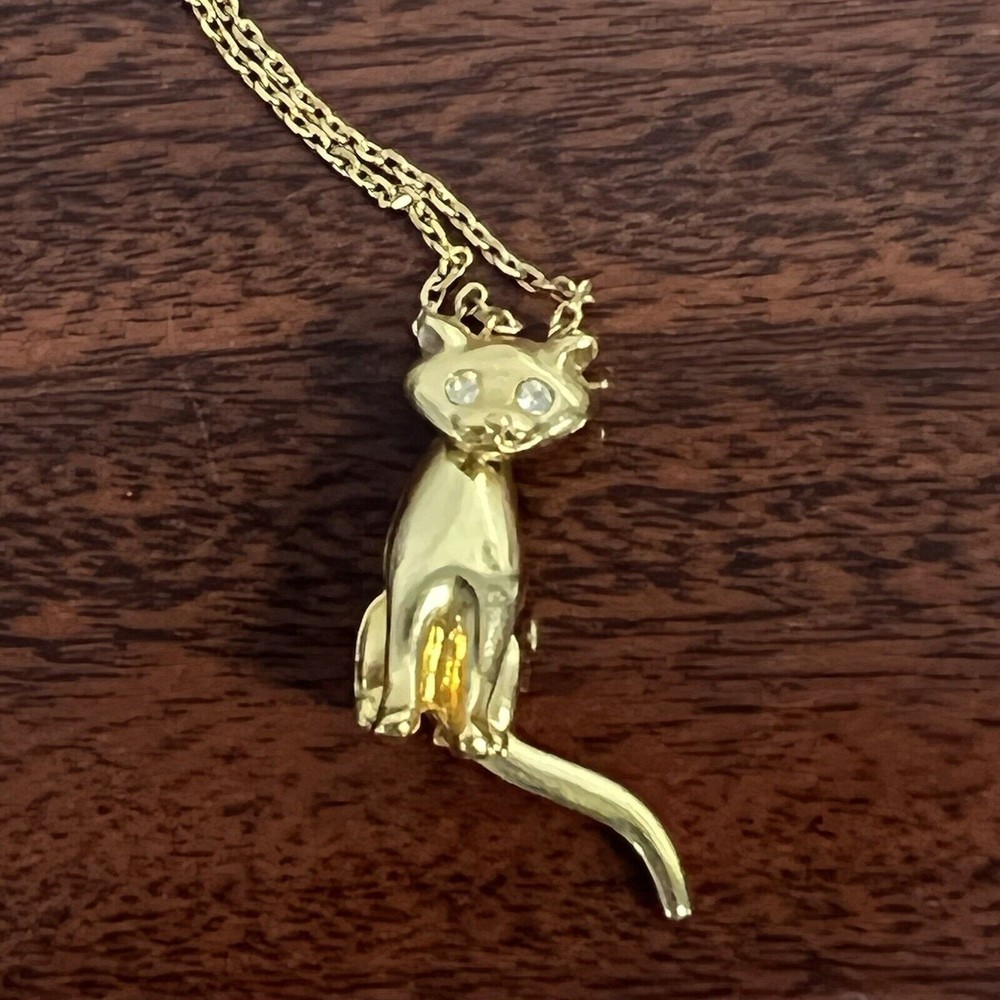 Vintage SP Gold tone Articulated cat necklace with crystal eyes 24” & 1” Pendant